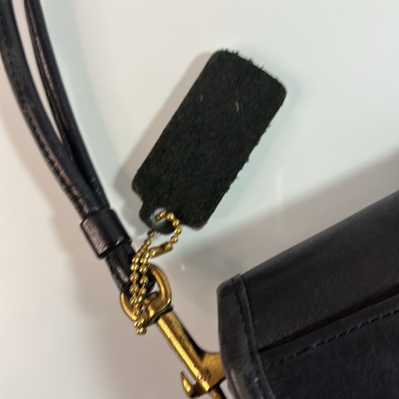 Coach | Vintage NYC 70s/80s Dinky #9375 in Black/Blavey? with double strap - Picture 11 of 16